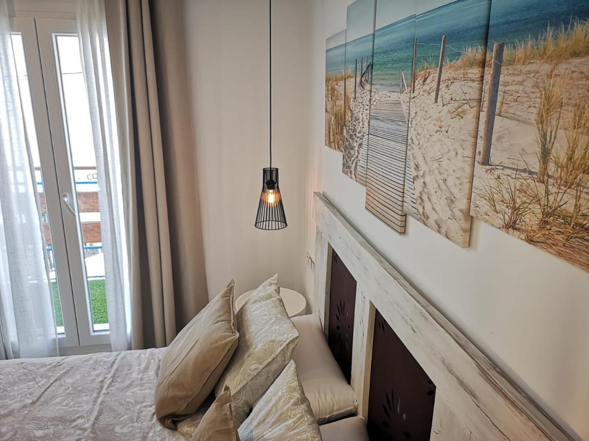 Apartamento Suite Arco De La Villa,Solo Familia Y Parejas,Parking Gratuito Conil De La Frontera Zewnętrze zdjęcie